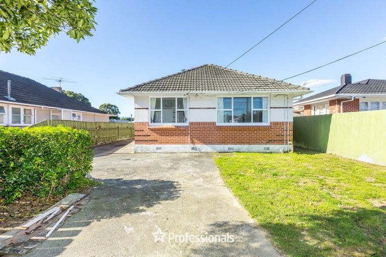 Photo of property in 92 Pine Avenue, Ebdentown, Upper Hutt, 5018