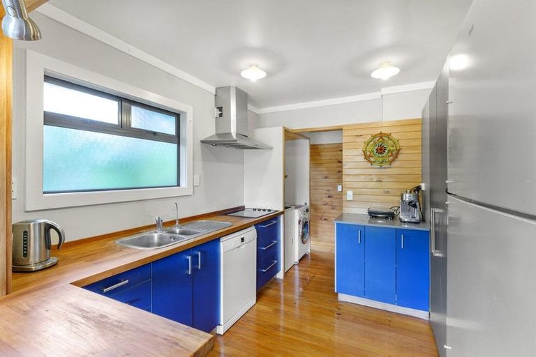 Photo of property in 21b East Street, Raglan, 3225