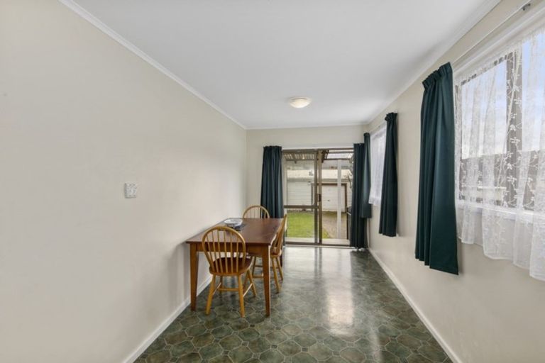 Photo of property in 123 Waddington Drive, Naenae, Lower Hutt, 5011