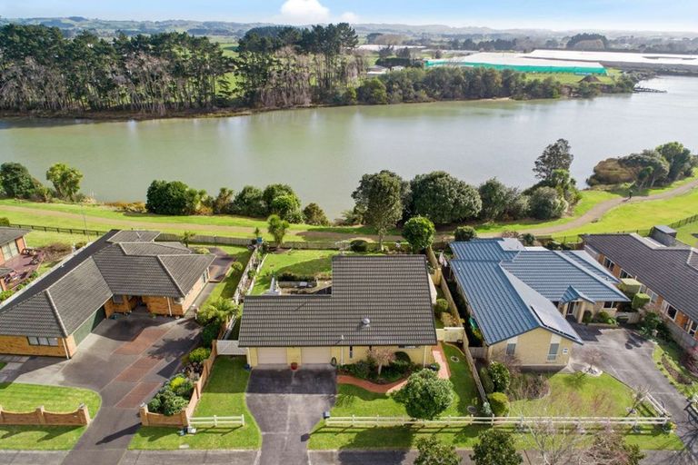 Photo of property in 67 Elsie Drive, Waiuku, 2123