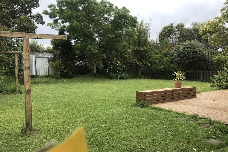 Photo of property in 17 Holland Road, Hillcrest, Auckland, 0627