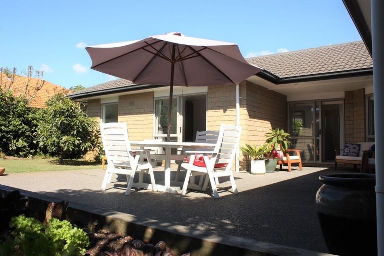 Photo of property in 3 Millie Court, Papamoa Beach, Papamoa, 3118