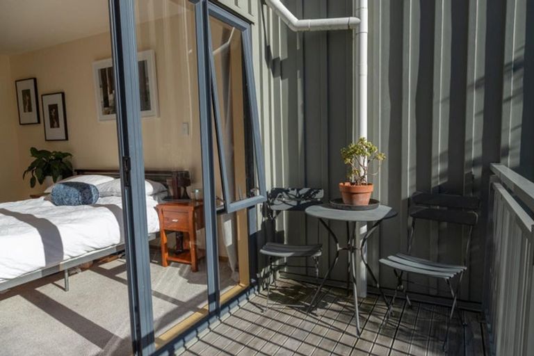 Photo of property in 84 Volga Street, Island Bay, Wellington, 6023