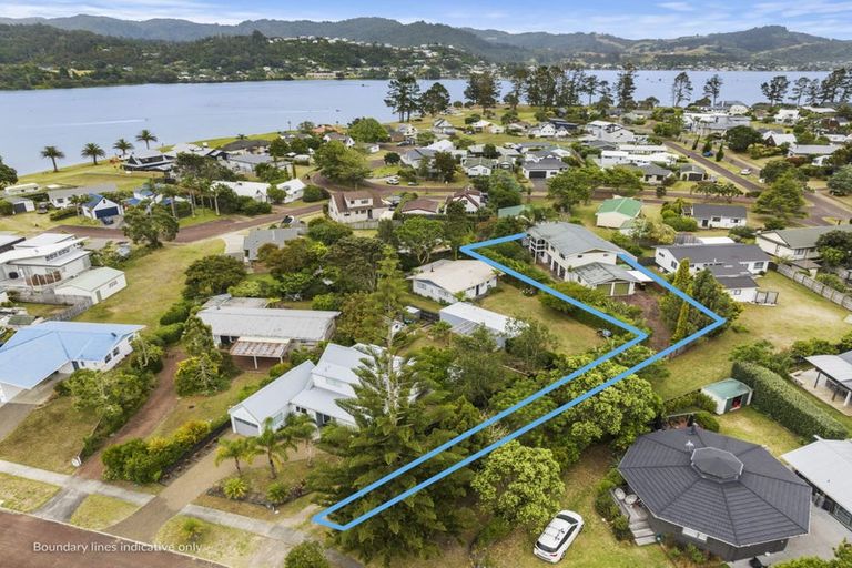 Photo of property in 14 Given Grove, Pauanui, Hikuai, 3579