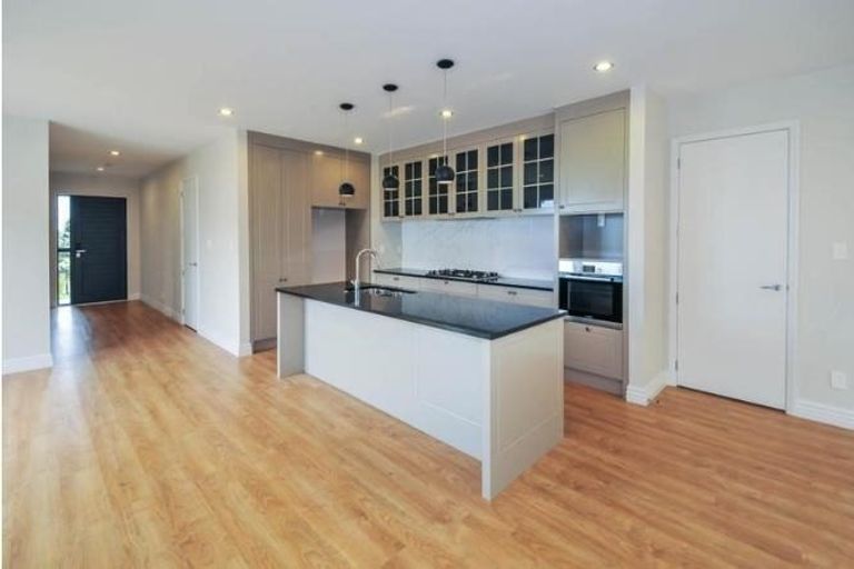 Photo of property in 27 Caldera Drive, Long Bay, Auckland, 0630