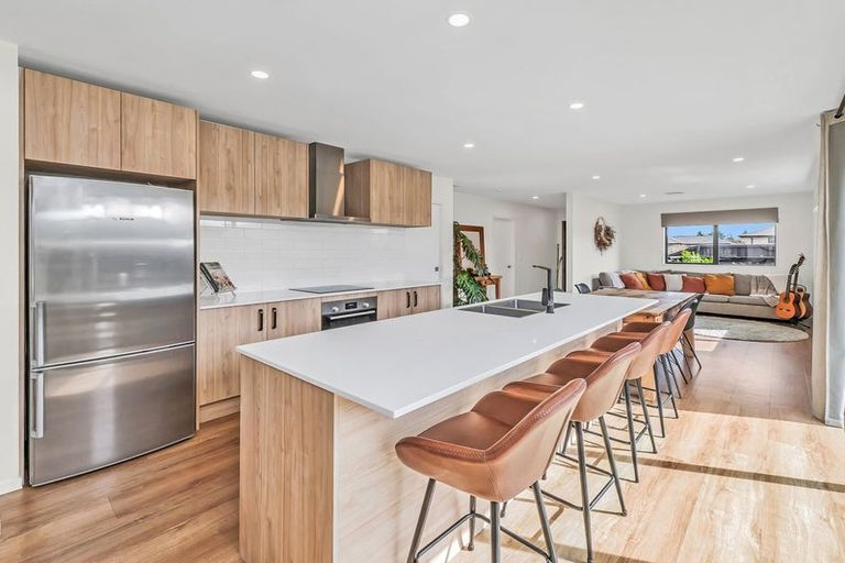 Photo of property in 15 Cedric Place, Darfield, 7510