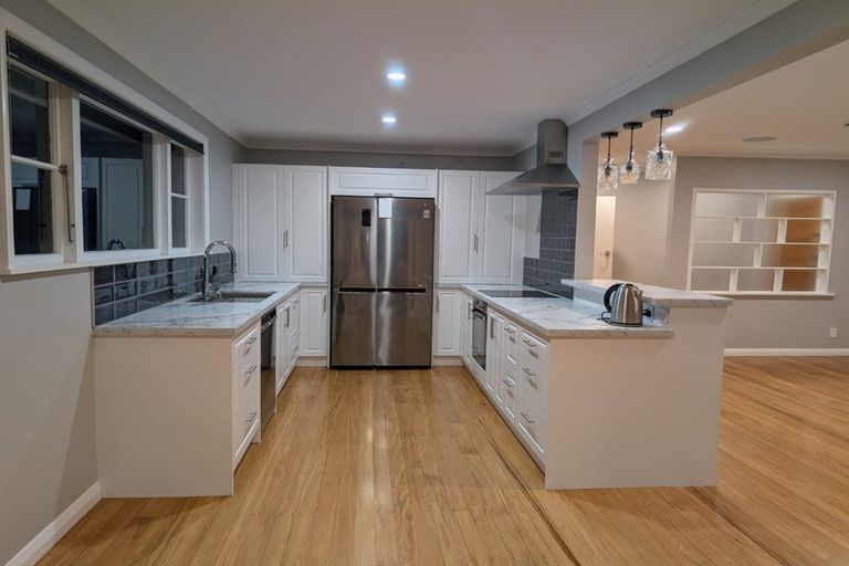 Photo of property in 53 Clawton Street, Westown, New Plymouth, 4310