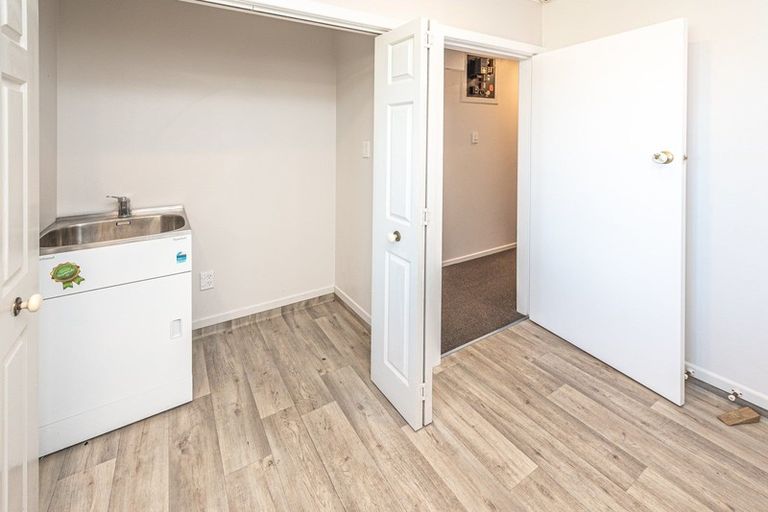 Photo of property in 74c Cornfoot Street, Castlecliff, Whanganui, 4501