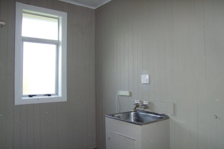 Photo of property in 9 Ossian Street, Milton, 9220