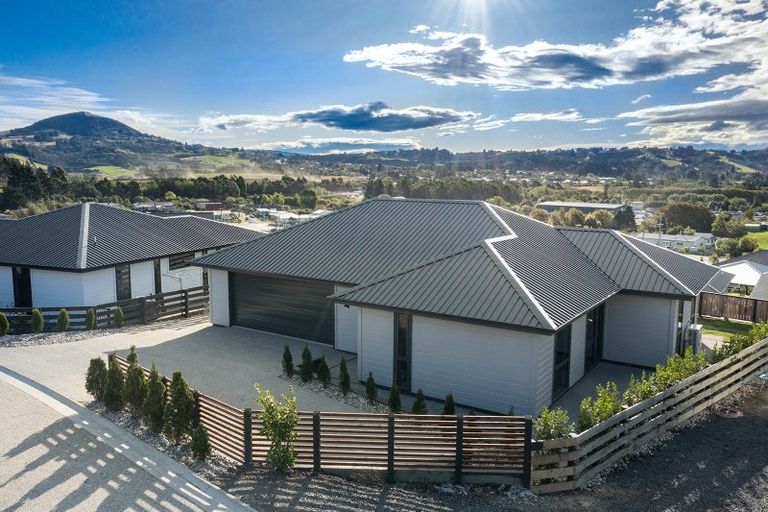 Photo of property in 5 Ella Lane, Green Island, Dunedin, 9018