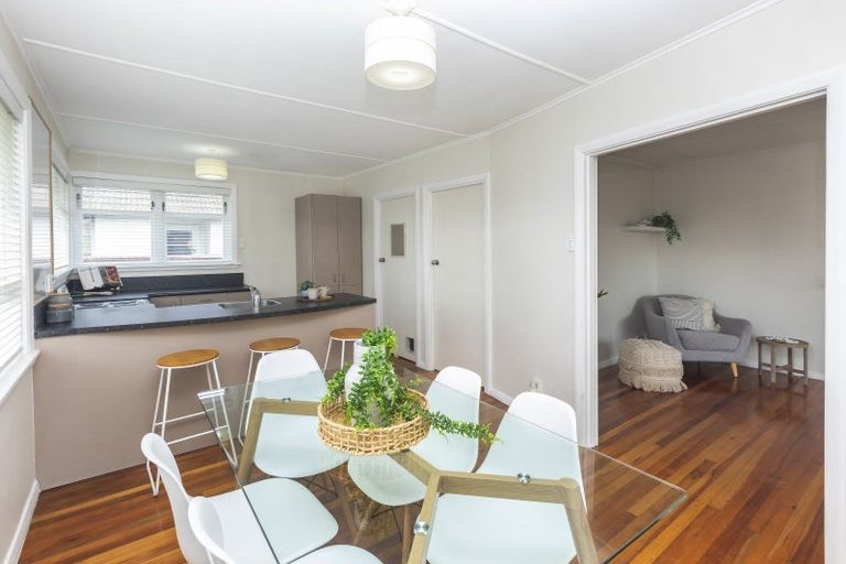 Photo of property in 142 Grahams Road, Burnside, Christchurch, 8053