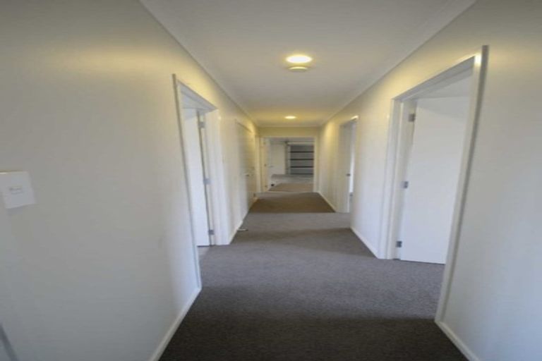 Photo of property in 60 Shillingford Boulevard, Rolleston, 7615