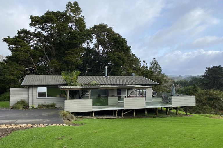 Photo of property in 1380a Hibiscus Coast Highway, Puhoi, 0994