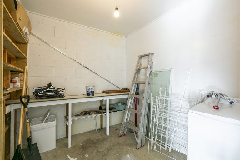 Photo of property in 9 Ridd Crescent, Karori, Wellington, 6012