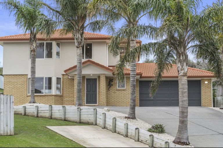 Photo of property in 19 Toomer Place, Beachlands, Auckland, 2018