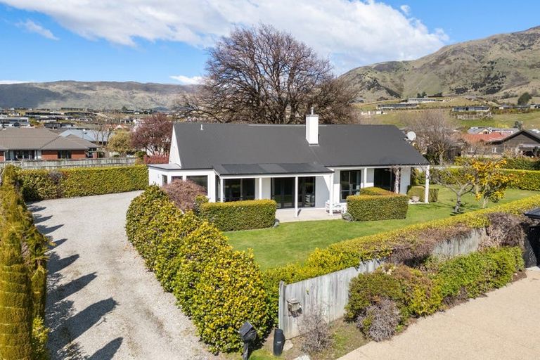 Photo of property in 23 Willowridge, Wanaka, 9305