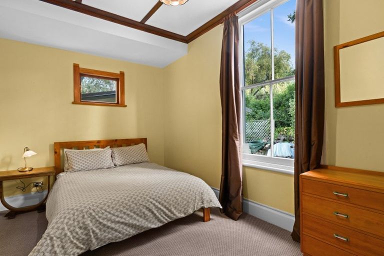 Photo of property in 35 Iona Road, Havelock North, 4130