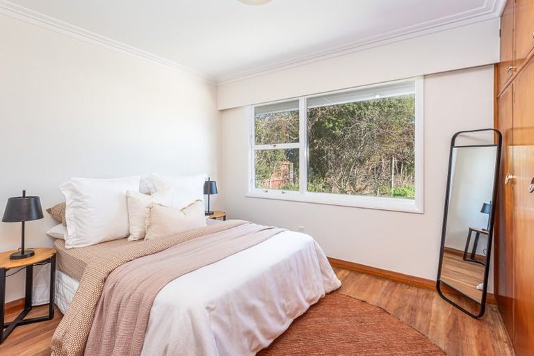 Photo of property in 17 Moyna Avenue, Dallington, Christchurch, 8061