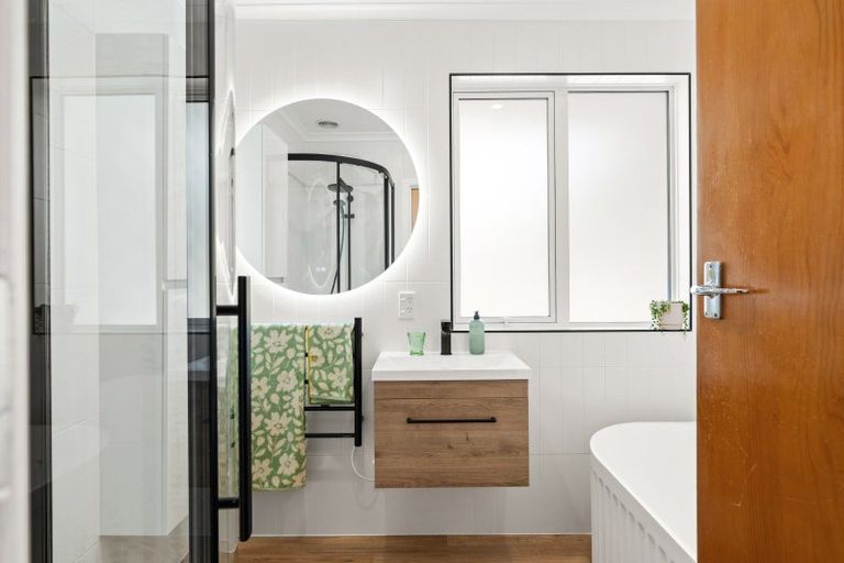 Photo of property in 38 Islington Street, North East Valley, Dunedin, 9010