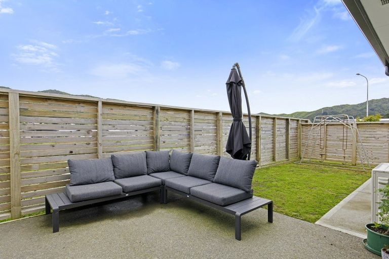Photo of property in 6 Te Ara O Roimata, Wainuiomata, Lower Hutt, 5014