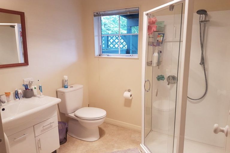 Photo of property in 53a View Road, Henderson, Auckland, 0612