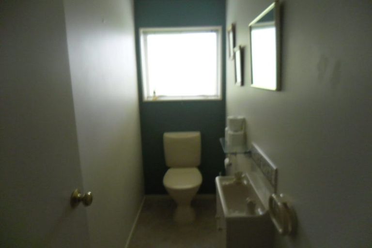 Photo of property in 143 Realm Drive, Paraparaumu, 5032