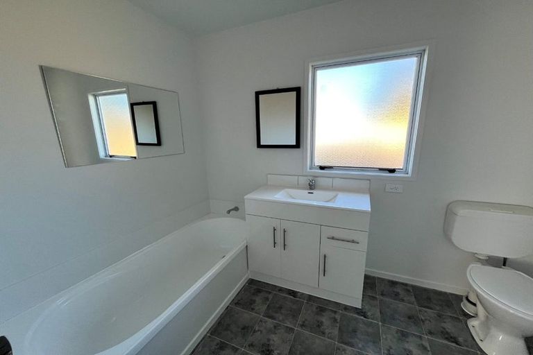 Photo of property in 41 Beaumonts Way, Manurewa, Auckland, 2102