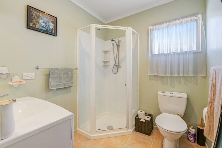 Photo of property in 57a Kestrel Heights, Arkles Bay, Whangaparaoa, 0932