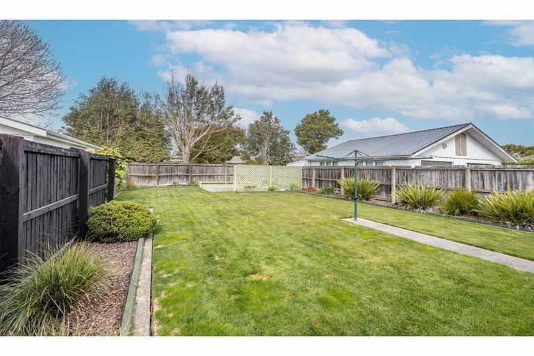 Photo of property in 170 Grahams Road, Burnside, Christchurch, 8053