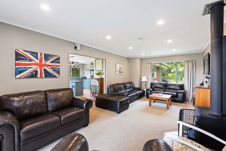 Photo of property in 5352 Kaipara Coast Highway, Wellsford, 0972