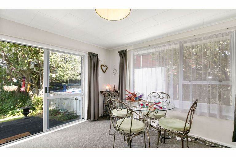 Photo of property in 1/156 Knights Road, Hutt Central, Lower Hutt, 5011