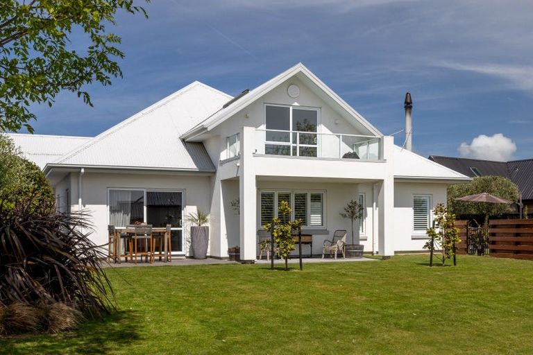 Photo of property in 3 Te Wairewa Street, Pegasus, 7612