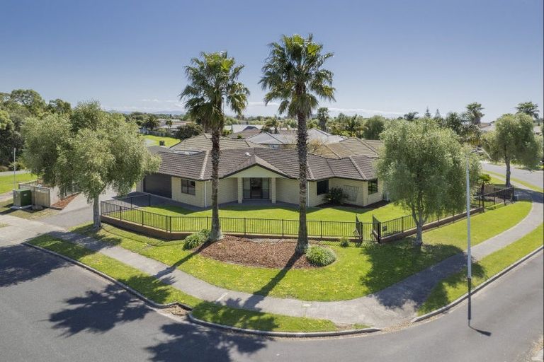 Photo of property in 1 Corinth Grove, Papamoa Beach, Papamoa, 3118