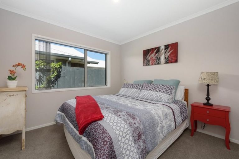 Photo of property in 17 Saddlers Way, Papamoa, 3118