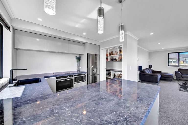 Photo of property in 5 Papawhero Drive, Bell Block, New Plymouth, 4312