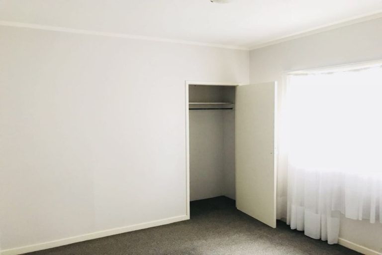 Photo of property in 78 Weatherly Road, Torbay, Auckland, 0630