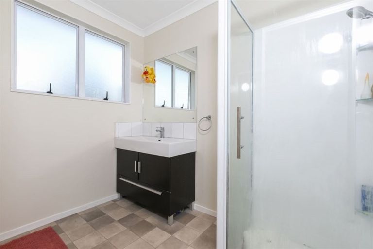Photo of property in 44 Childers Road, Ranui, Auckland, 0612