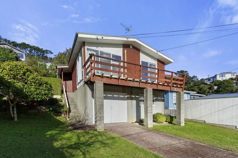 Photo of property in 76 Warwick Street, Wilton, Wellington, 6012
