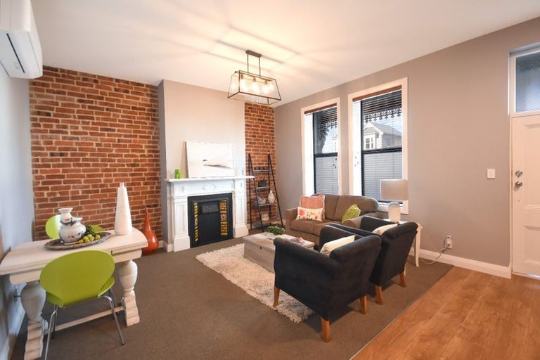 Photo of property in 352 South Road, Caversham, Dunedin, 9012