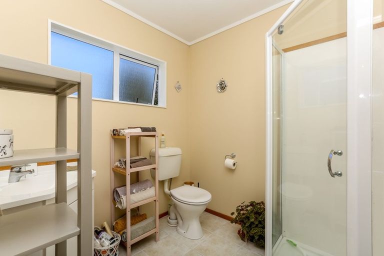 Photo of property in 11 Puketotara Street, Highlands Park, New Plymouth, 4312