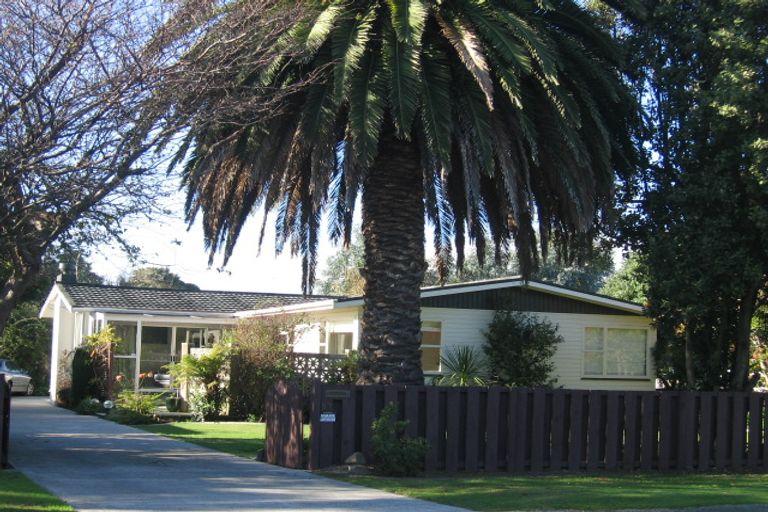 Photo of property in 57 Donovan Road, Paraparaumu Beach, Paraparaumu, 5032