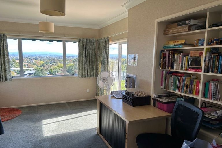 Photo of property in 47 Tainui Drive, Havelock North, 4130