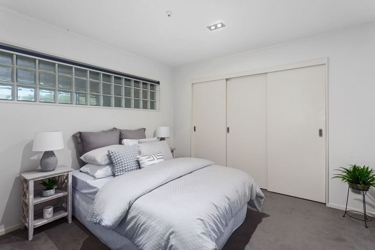 Photo of property in Quayside Apartments, 204/11 George Street, Whakatane, 3120
