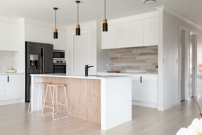 Photo of property in 39 Mike Smith Drive, Cambridge, 3434