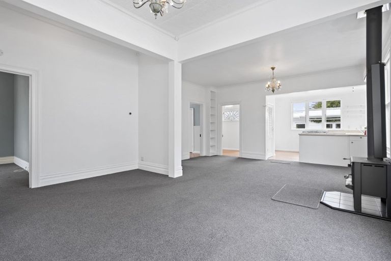 Photo of property in 81 Williams Street, Cambridge, 3434