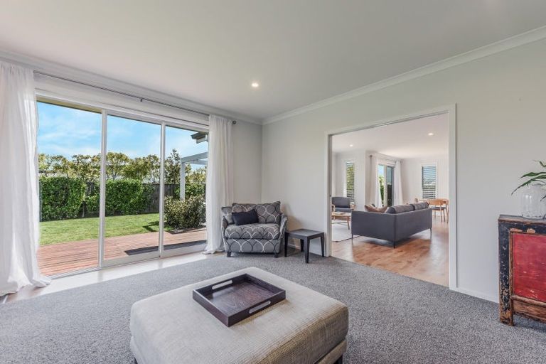 Photo of property in 8 Boysenberry Grove, Richmond, 7020