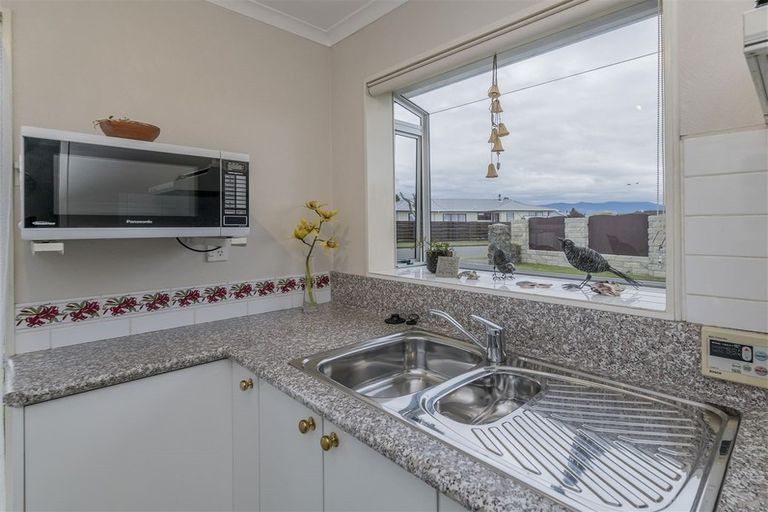 Photo of property in 3 Rimu Street, Levin, 5510