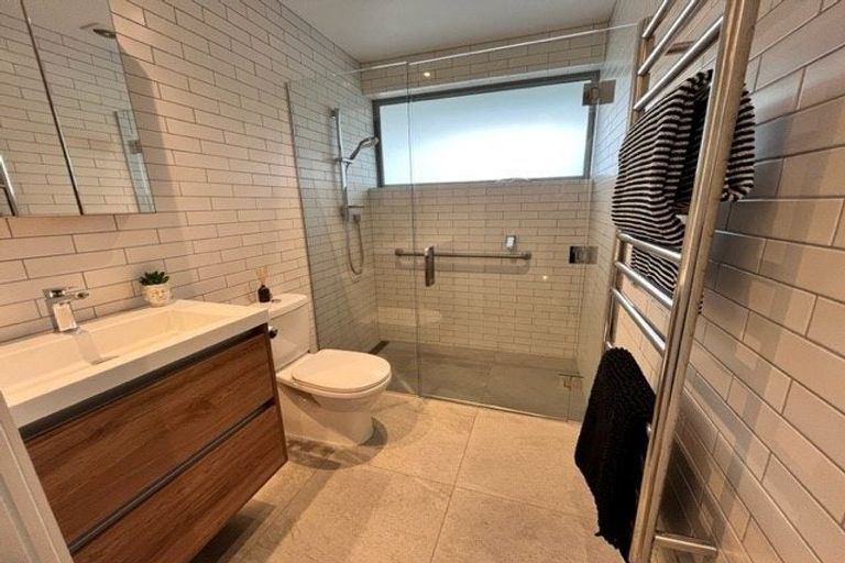 Photo of property in 23 Rangitoto View Road, Cockle Bay, Auckland, 2014