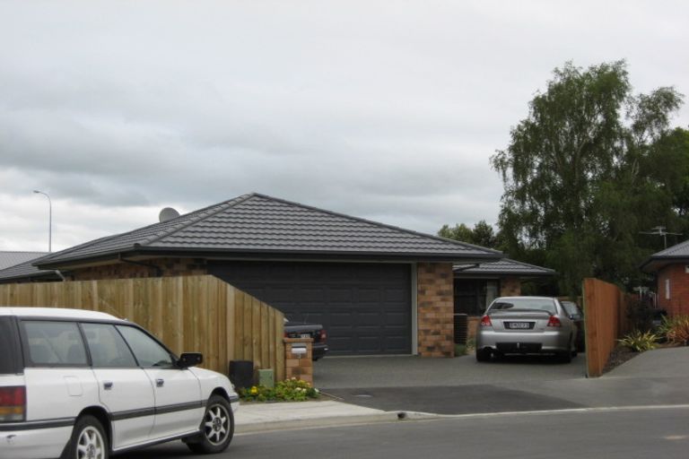 Photo of property in 3 Kowhai Avenue, Rangiora, 7400