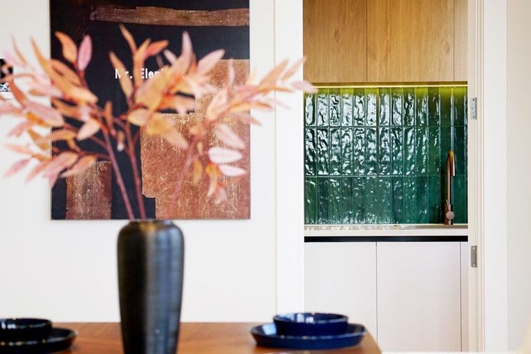 Photo of property in 18 Pukeko Road, Hobsonville, 0616